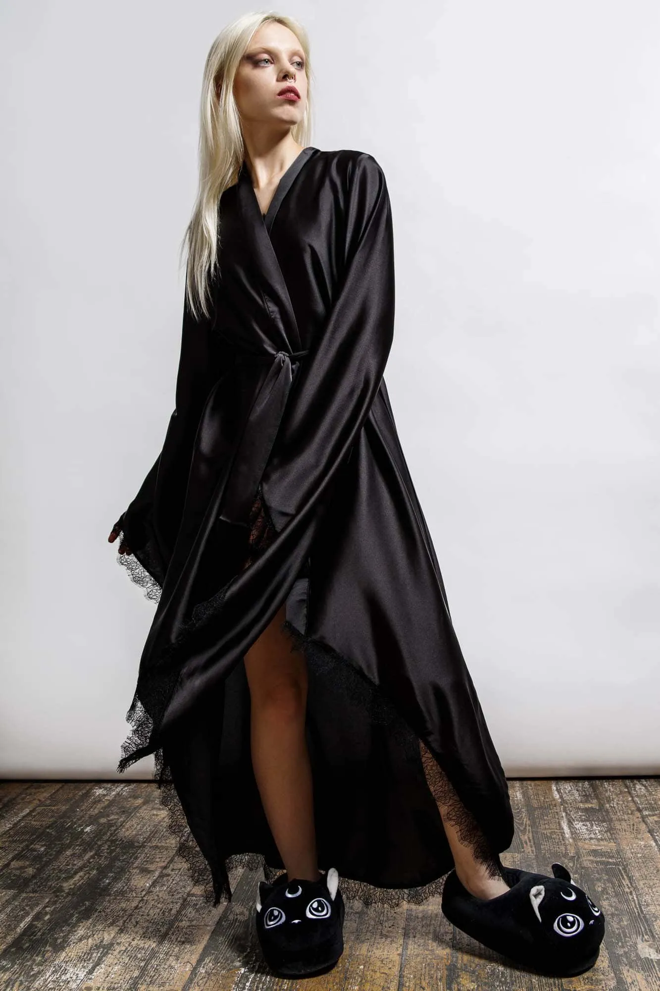 Deadly Daze Satin Robe [B]