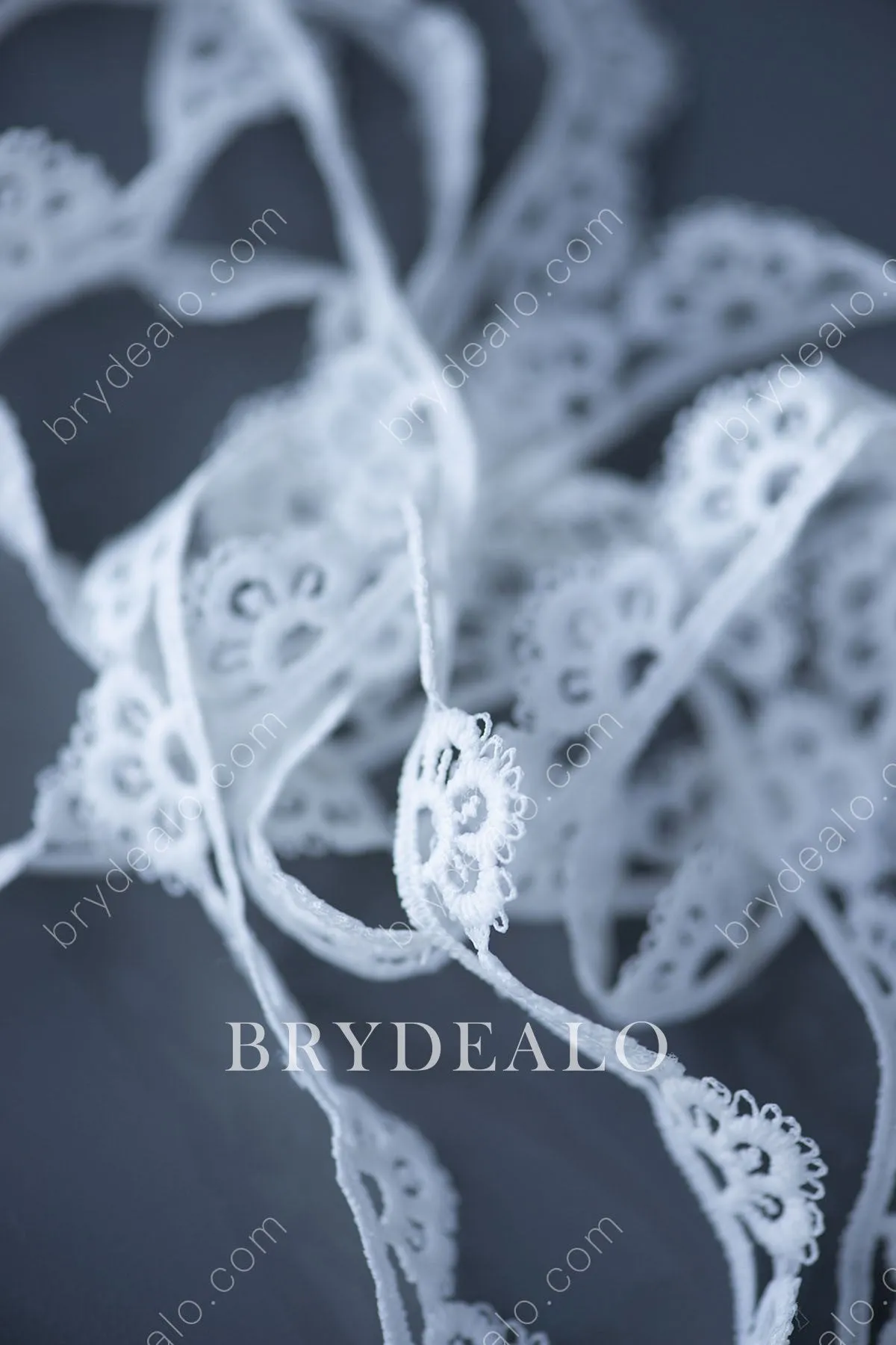 Delicate Floral Crochet Lace Trim for Wholesale