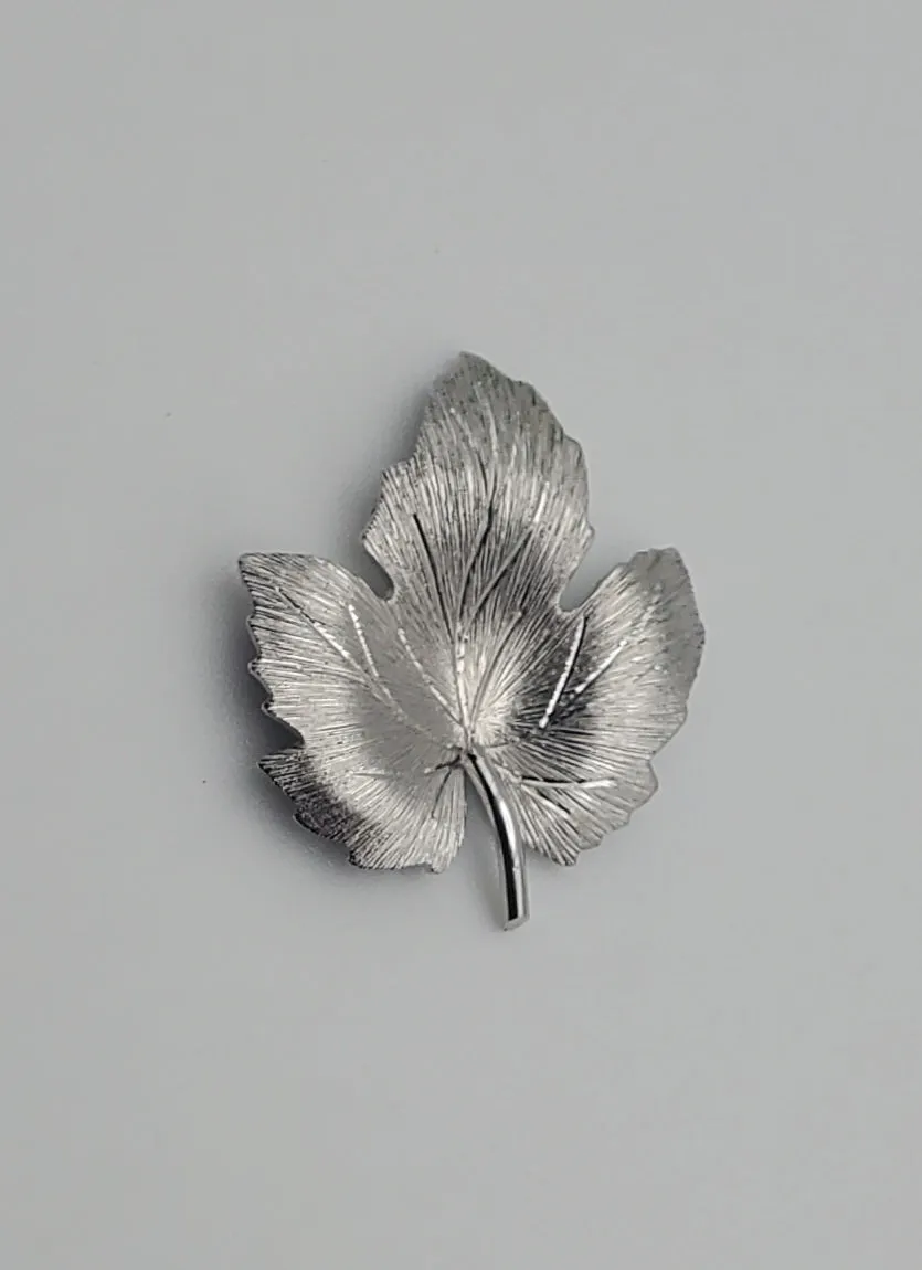 Krementz - Vintage Silver Tone Curled Maple Leaf Brooch