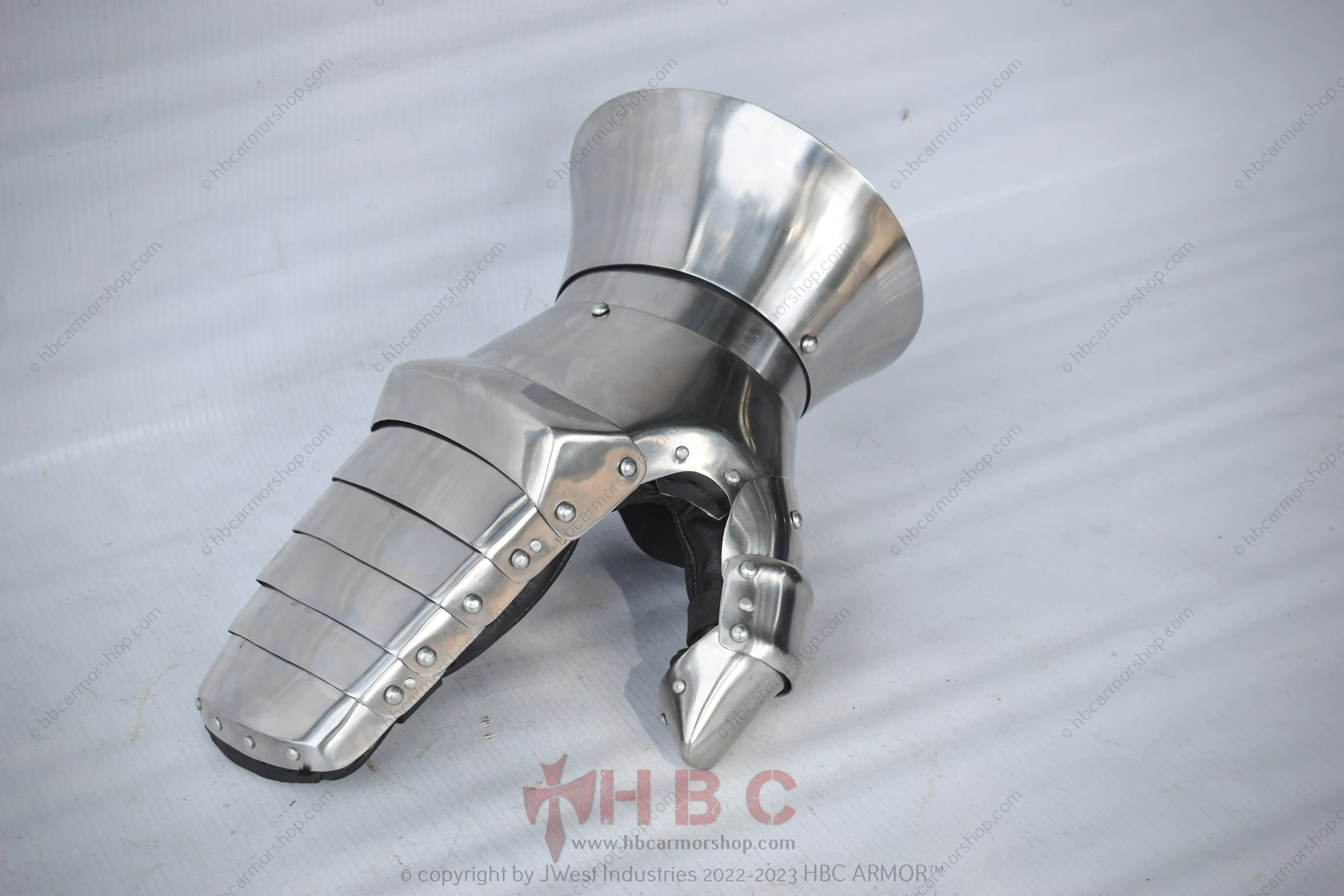 Nuremberg Plate Gauntlets with advance Wrist mobility (Buhurt Optimised)