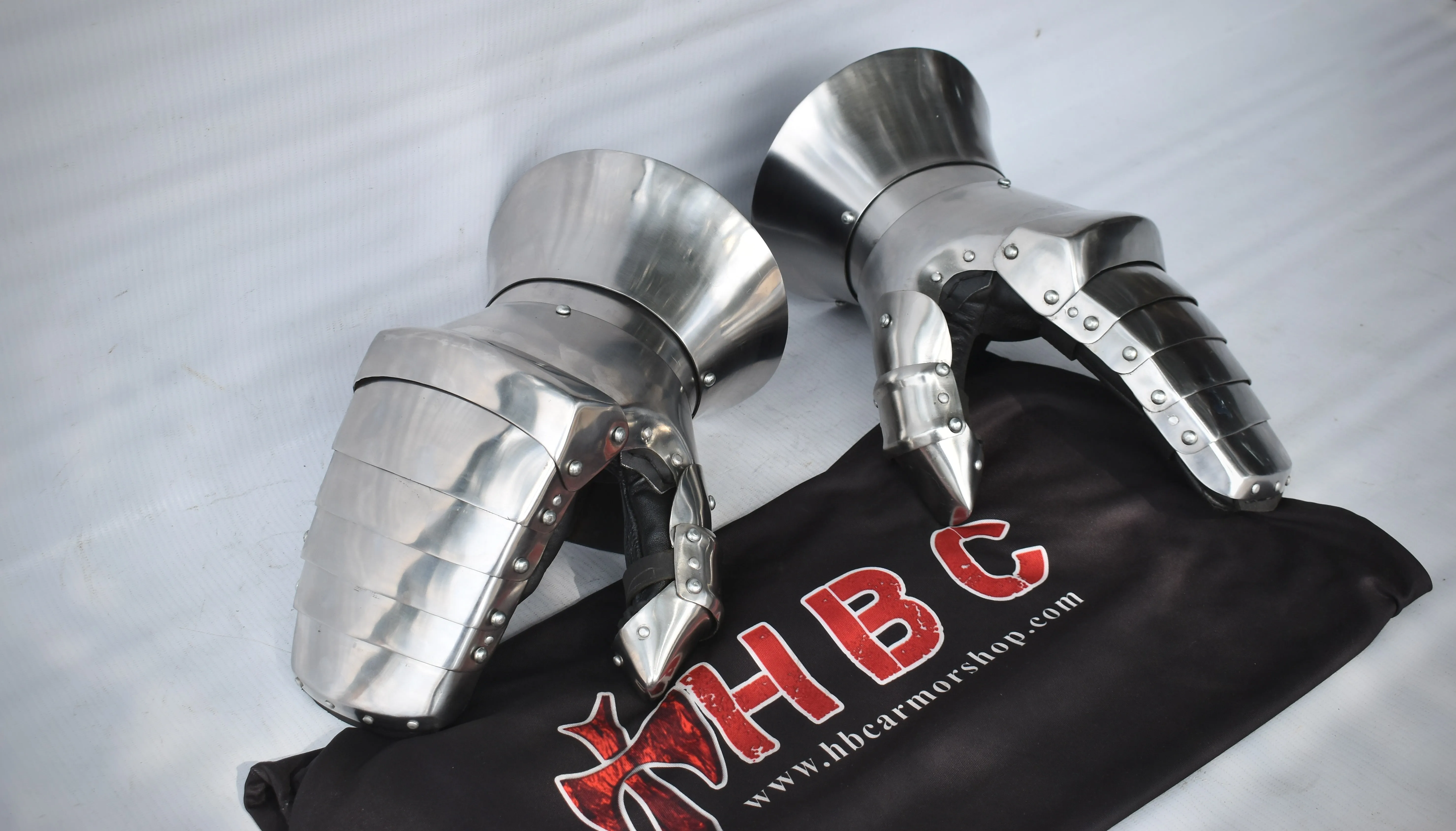 Nuremberg Plate Gauntlets with advance Wrist mobility (Buhurt Optimised)