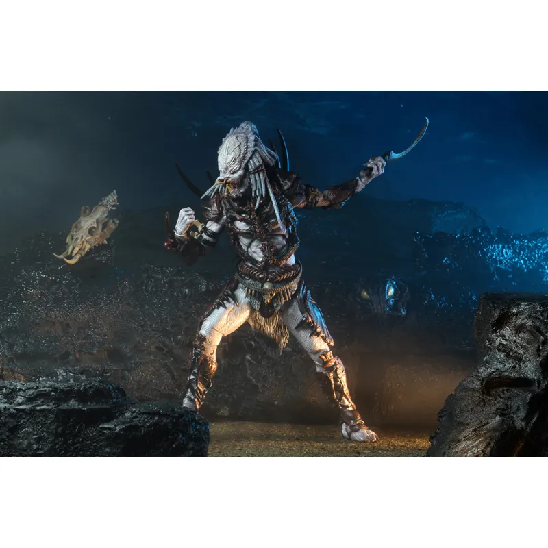 PREDATOR: Special Edition 100th Edition Predator Figure - Ultimate Alpha Predator