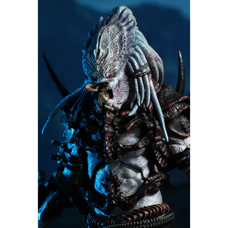 PREDATOR: Special Edition 100th Edition Predator Figure - Ultimate Alpha Predator