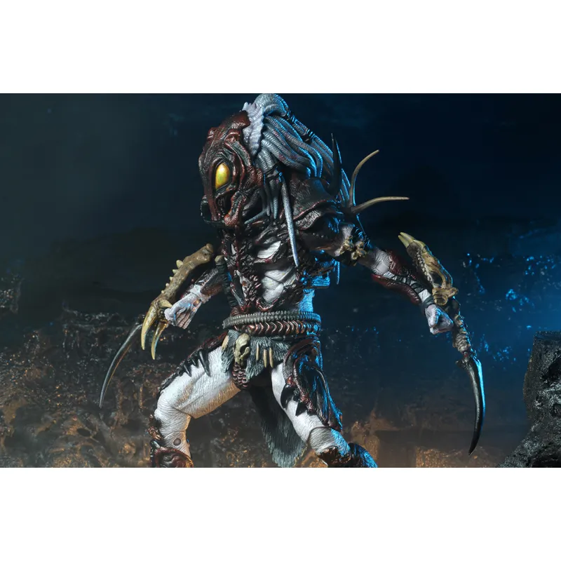 PREDATOR: Special Edition 100th Edition Predator Figure - Ultimate Alpha Predator