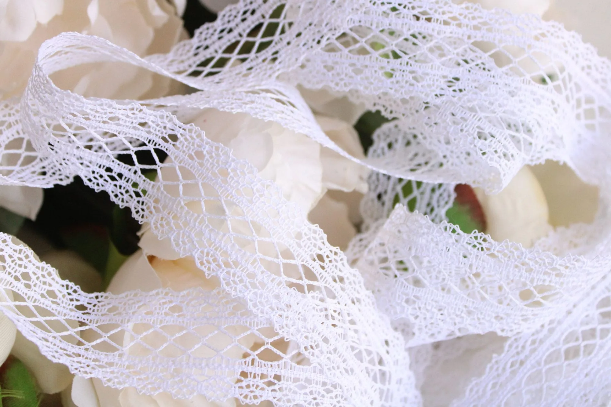 Vintage White Lace Trim With A Lattice Pattern, 1.25" Wide 2 Yards