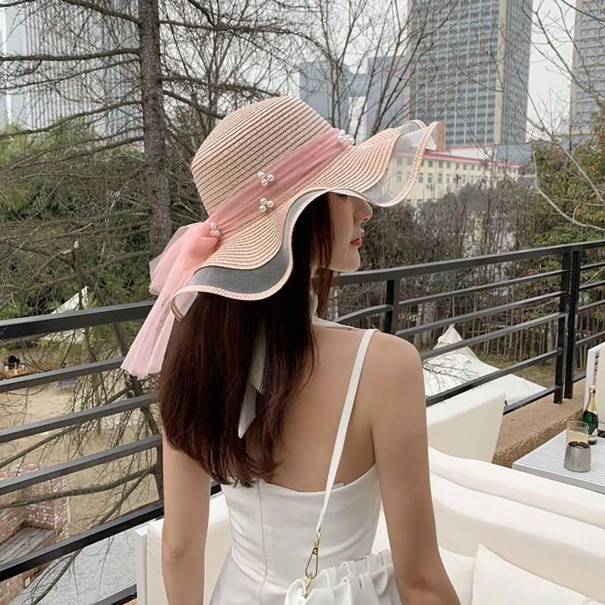 Women's Summer Pearl Embellished Wide-Brimmed Sunhat With Wave Mesh, Ideal For Traveling, Beach, And Sun Protection Bow